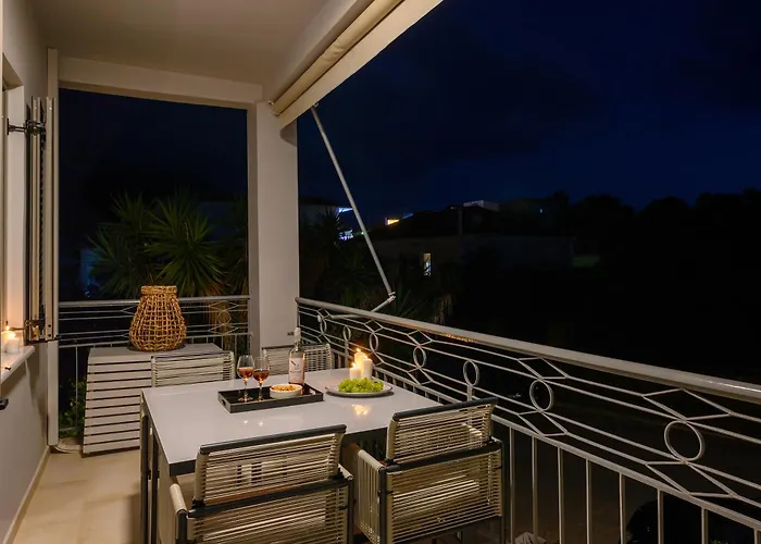 Vicanti Luxury Apartments